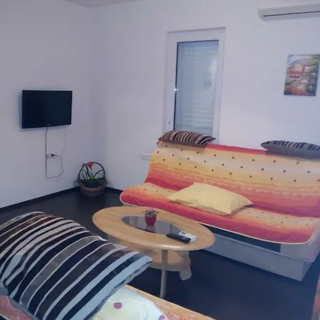 Slavica Apartment Makarska